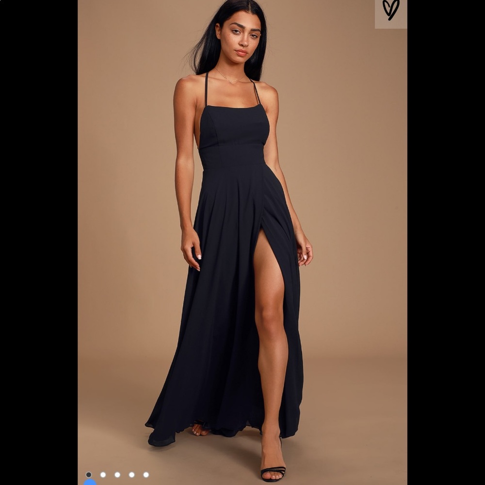 NWT Dreamy Romance Black Backless Maxi Dress